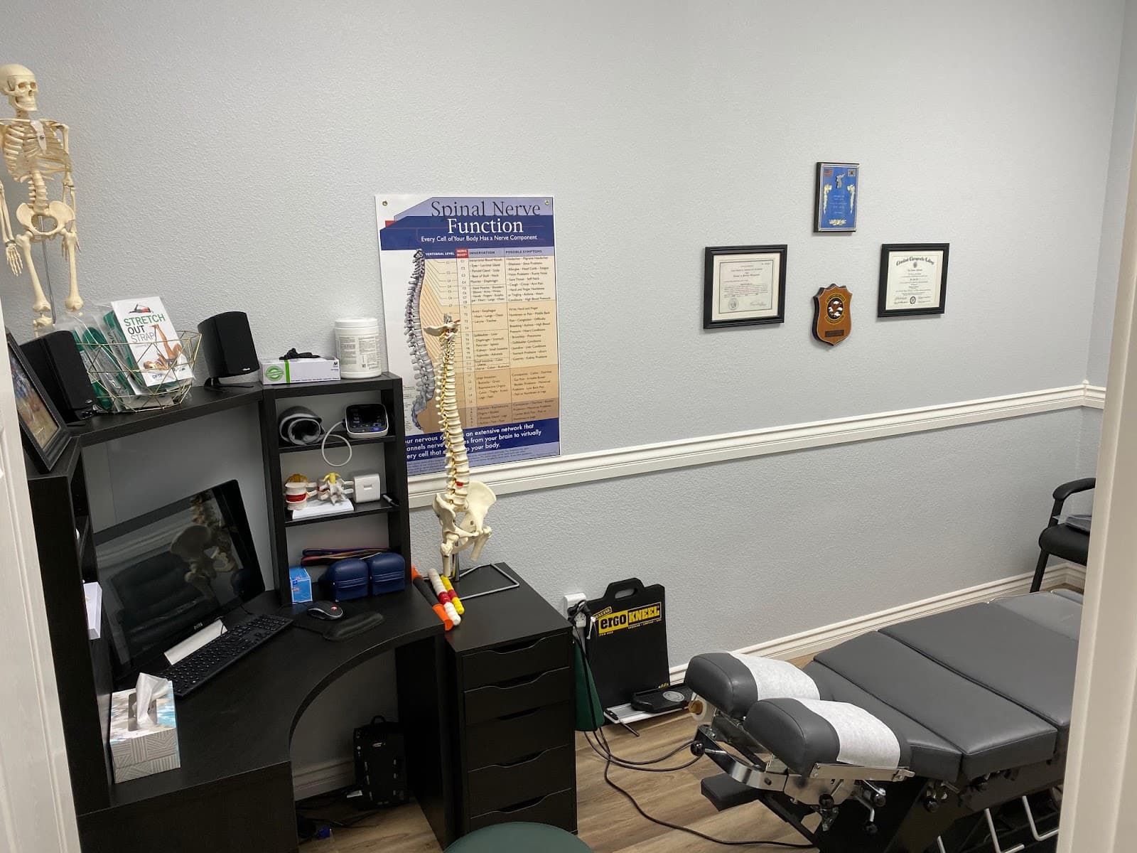 Lee Chiropractic in Murrieta, CA Lee Chiropractic
