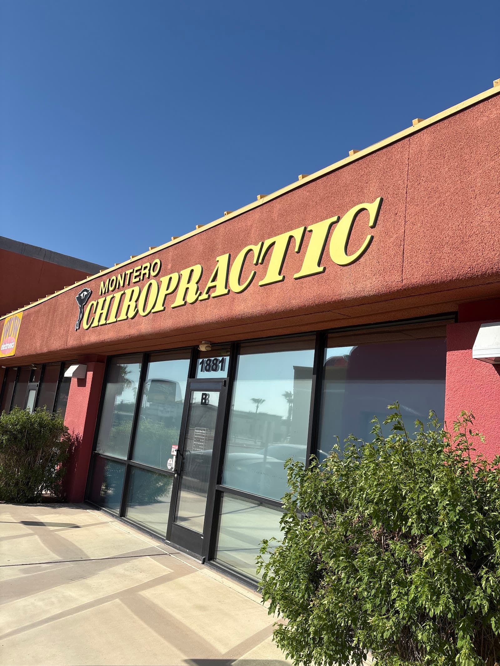 Montero Chiropractic Clinic in Yuma, AZ Montero Chiropractic Clinic