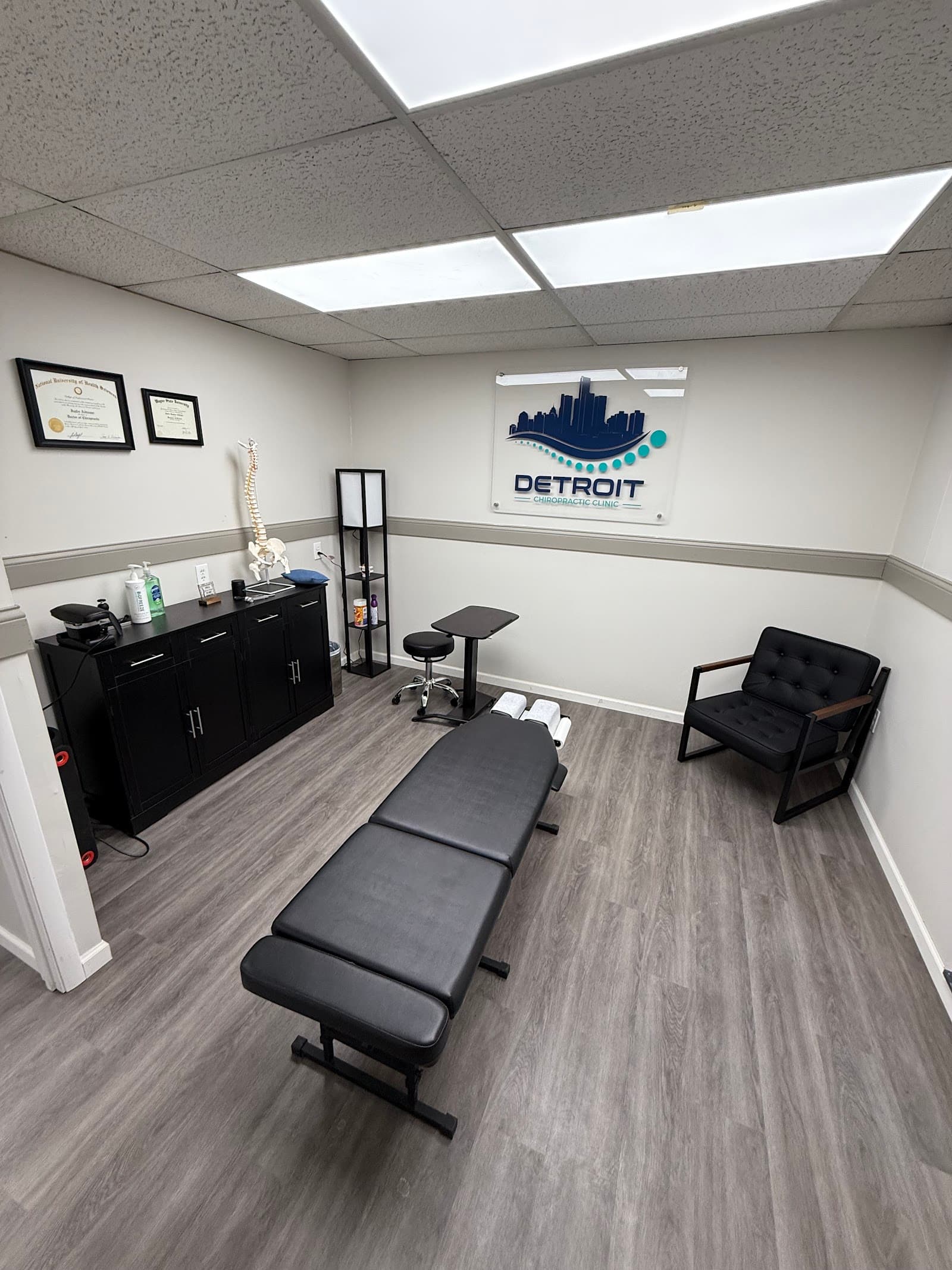 Detroit Chiropractic Clinic