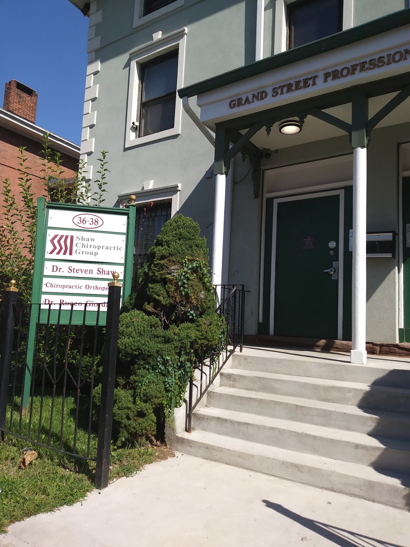 Shaw Chiropractic Group LLC in Hartford, CT Shaw Chiropractic Group LLC