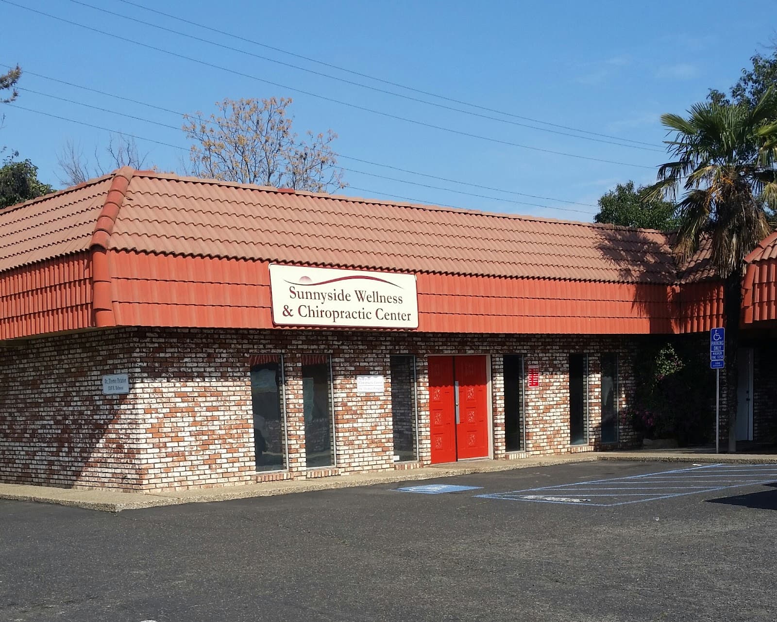 Sunnyside Wellness & Chiropractic Center in Fresno, CA Sunnyside Wellness & Chiropractic Center